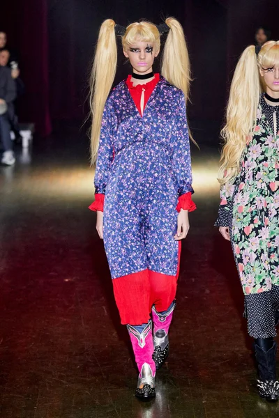 Look 42